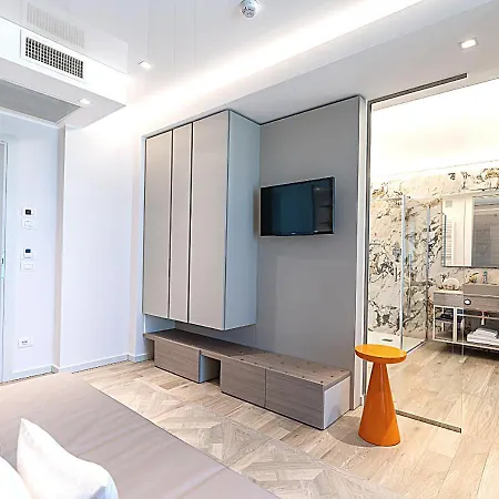 Savini Hotel
