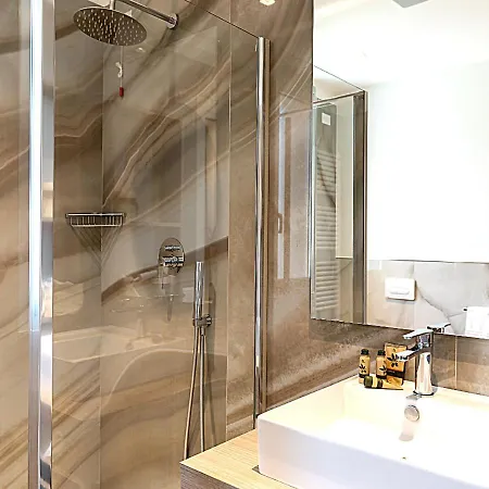 Savini Ξενοδοχείο