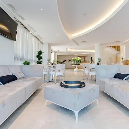 Savini Ξενοδοχείο