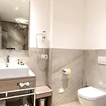Savini Hotel